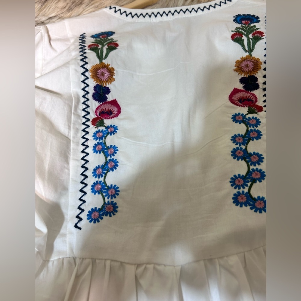 Embroidered Long Sleeve White Dress - Picture 3 of 11